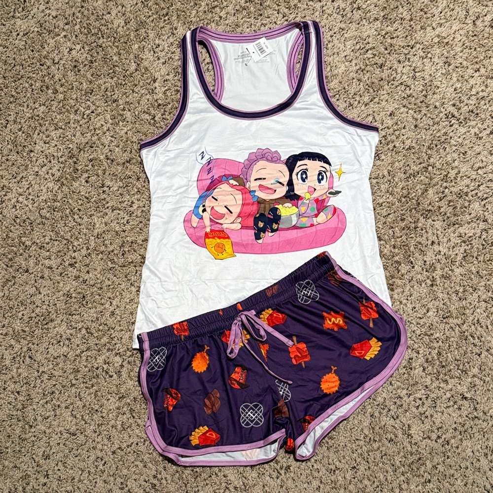 Women’s K-pop demon hunters pajama/lounge set…2 XL and 1 XXL available
